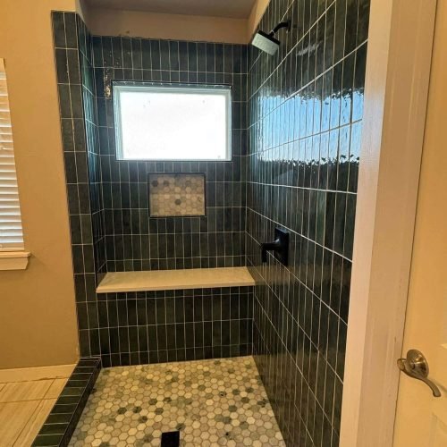 9b5840cb-366c-42f4-b392-00b295b49579